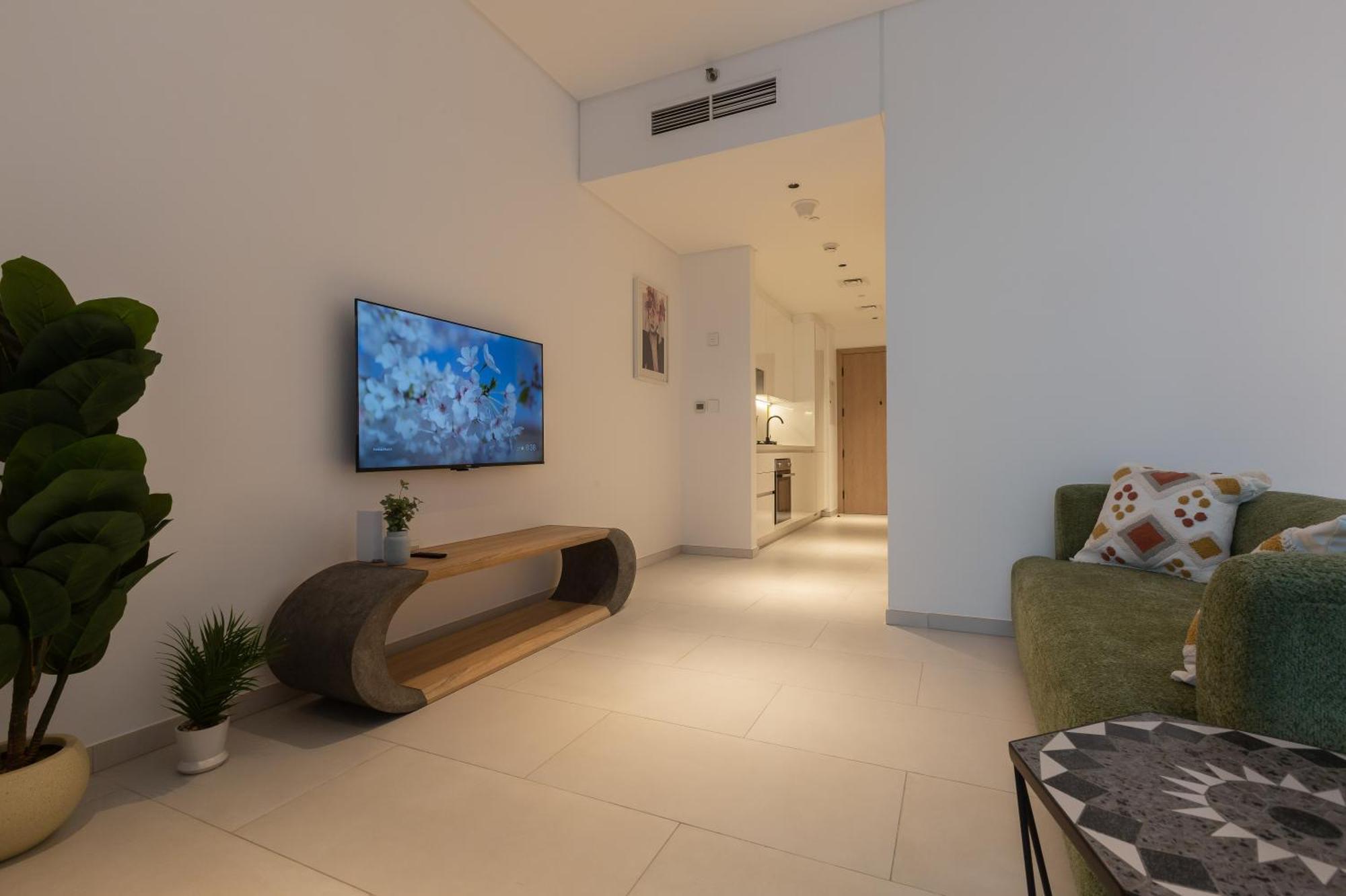 Burj & Beyond - Luxury Stay With Burj Khalifa View *