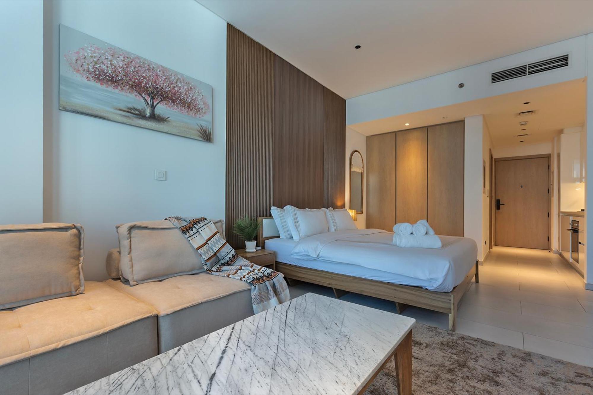 Burj & Beyond - Luxury Stay With Burj Khalifa View Dubai