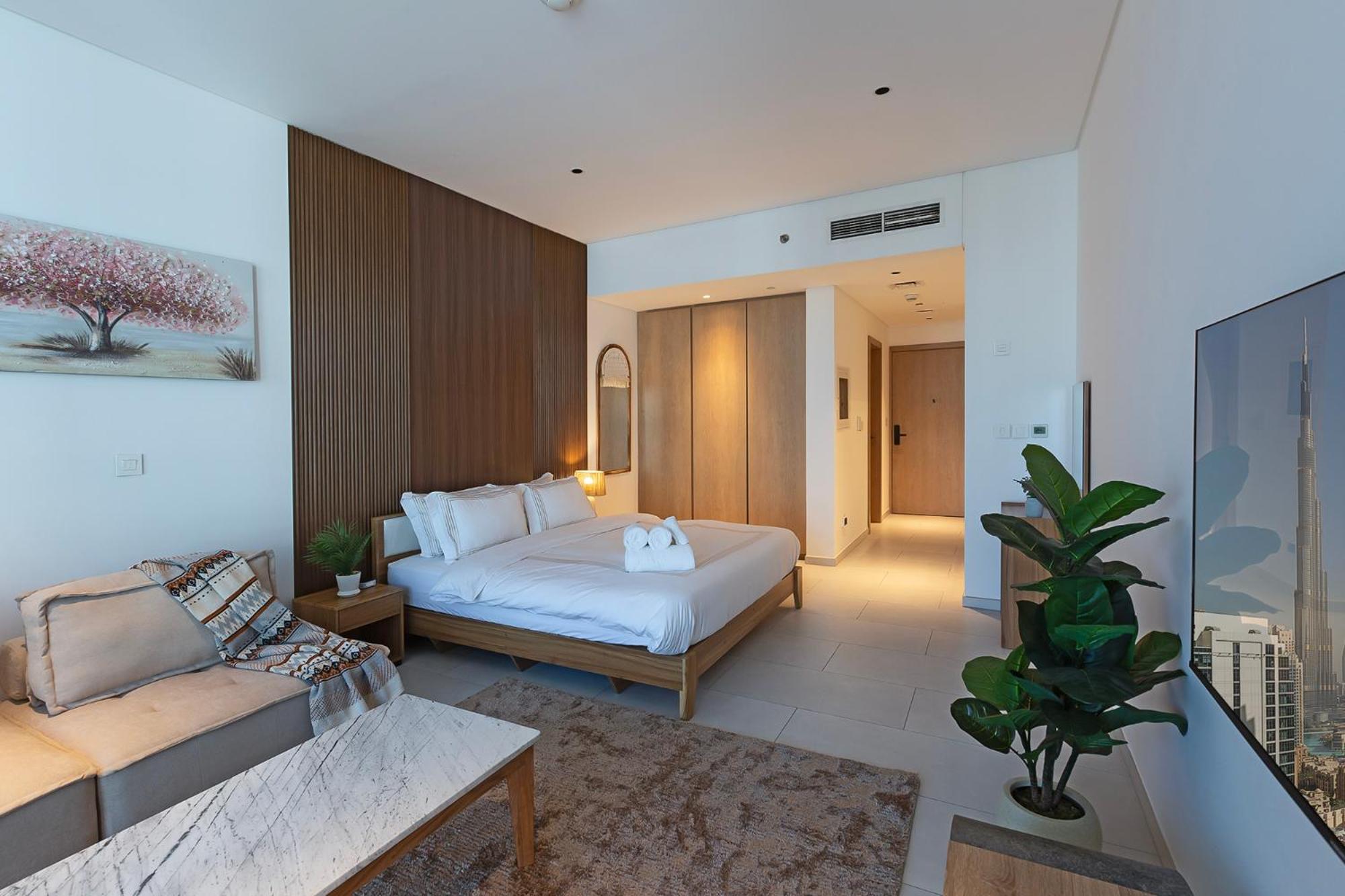Burj & Beyond - Luxury Stay With Burj Khalifa View Dubai